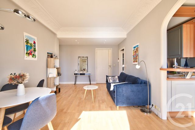 Appartement T2 à vendre - 2 pièces - 44,78 m2 - Nice - 06 - PROVENCE-ALPES-COTE-D-AZUR