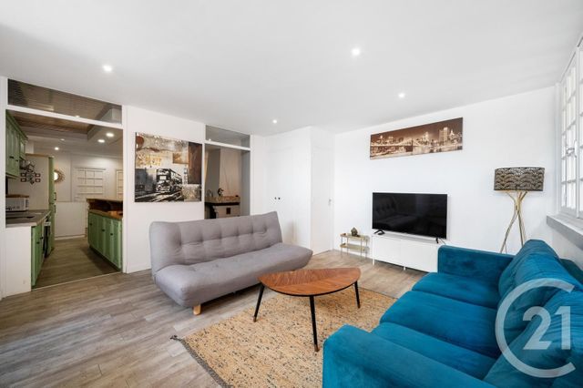 Afficher la photo en grand Appartement F3 à vendre - 3 pièces - 74,03 m2 - Nice - 06 - PROVENCE-ALPES-COTE-D-AZUR