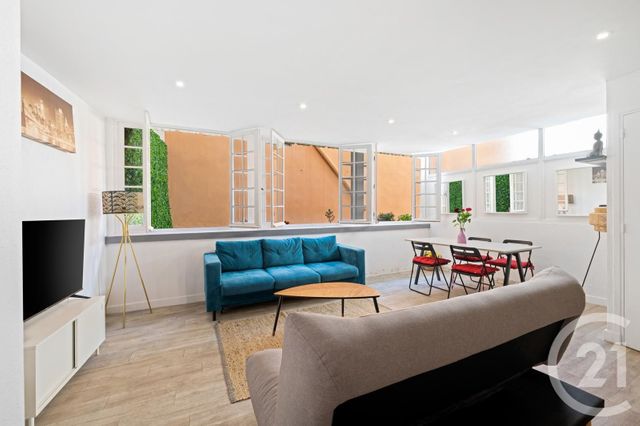 Afficher la photo en grand Appartement F3 à vendre - 3 pièces - 74,03 m2 - Nice - 06 - PROVENCE-ALPES-COTE-D-AZUR