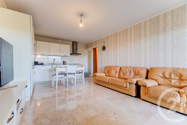 Appartement F4 &agrave; vendre - 4 pi&egrave;ces - 80 m2 - Nice - 06 - PROVENCE-ALPES-COTE-D-AZUR