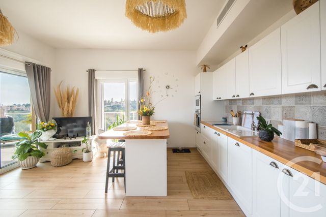 Appartement F3 &agrave; vendre - 3 pi&egrave;ces - 63 m2 - Villeneuve Loubet - 06 - PROVENCE-ALPES-COTE-D-AZUR