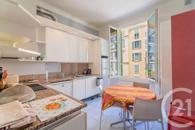 Appartement F4 &agrave; vendre - 4 pi&egrave;ces - 102,60 m2 - Nice - 06 - PROVENCE-ALPES-COTE-D-AZUR