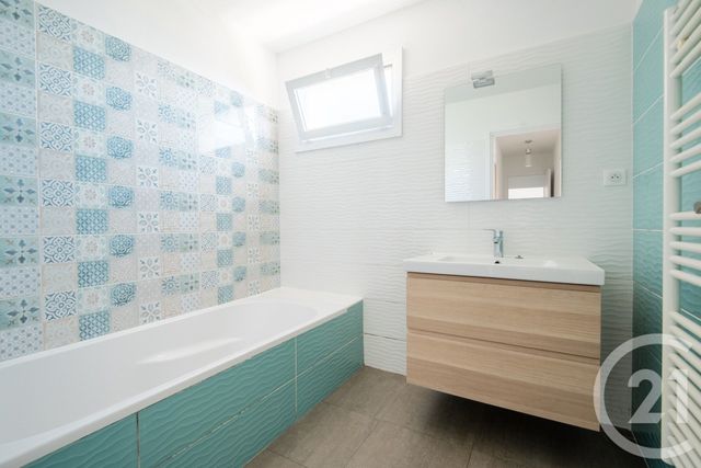 Appartement F3 &agrave; vendre - 3 pi&egrave;ces - 67,05 m2 - Villefranche Sur Mer - 06 - PROVENCE-ALPES-COTE-D-AZUR