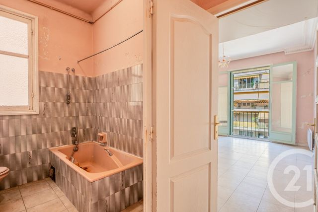 Appartement F2 &agrave; vendre - 2 pi&egrave;ces - 92,01 m2 - Nice - 06 - PROVENCE-ALPES-COTE-D-AZUR
