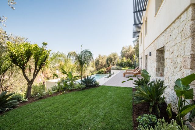Maison &agrave; vendre - 7 pi&egrave;ces - 205,47 m2 - Nice - 06 - PROVENCE-ALPES-COTE-D-AZUR