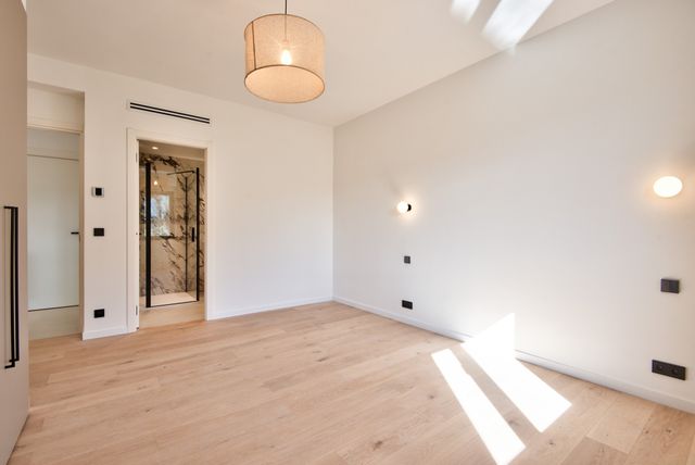 Maison à vendre - 7 pièces - 205,47 m2 - Nice - 06 - PROVENCE-ALPES-COTE-D-AZUR