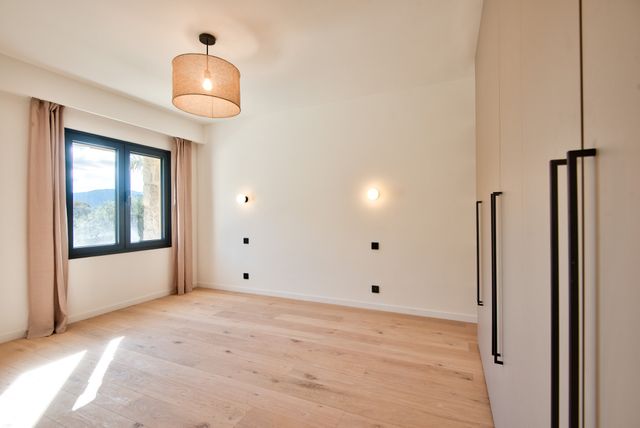 Maison à vendre - 7 pièces - 205,47 m2 - Nice - 06 - PROVENCE-ALPES-COTE-D-AZUR