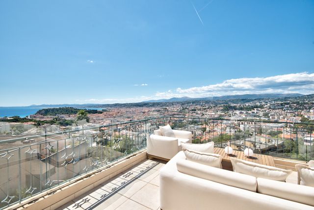 Appartement F5 à vendre - 5 pièces - 167,33 m2 - Nice - 06 - PROVENCE-ALPES-COTE-D-AZUR