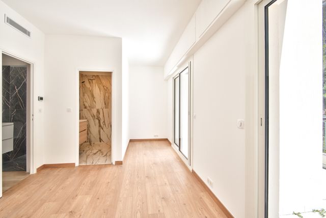 Appartement F5 à vendre - 5 pièces - 167,33 m2 - Nice - 06 - PROVENCE-ALPES-COTE-D-AZUR