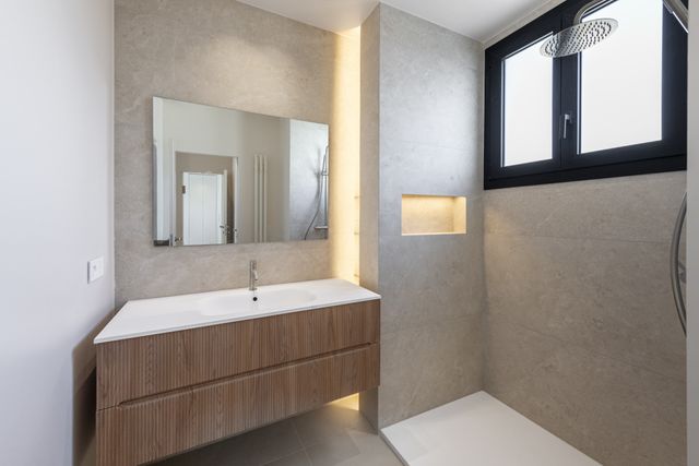 Appartement F3 &agrave; vendre - 3 pi&egrave;ces - 86,60 m2 - Nice - 06 - PROVENCE-ALPES-COTE-D-AZUR