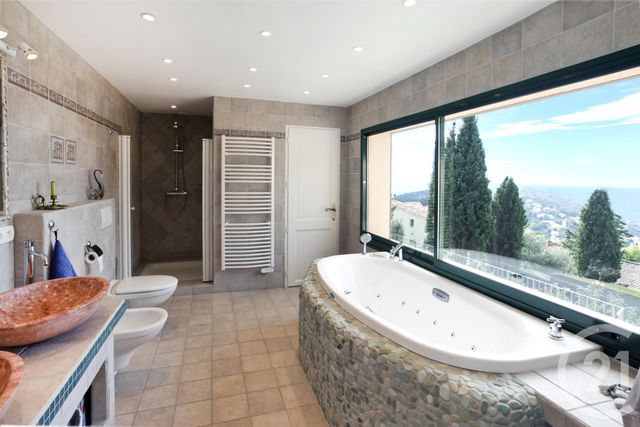 Maison &agrave; vendre - 5 pi&egrave;ces - 216,52 m2 - Nice - 06 - PROVENCE-ALPES-COTE-D-AZUR
