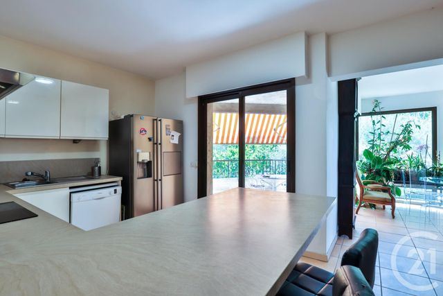 Maison à vendre - 7 pièces - 250 m2 - La Trinite - 06 - PROVENCE-ALPES-COTE-D-AZUR