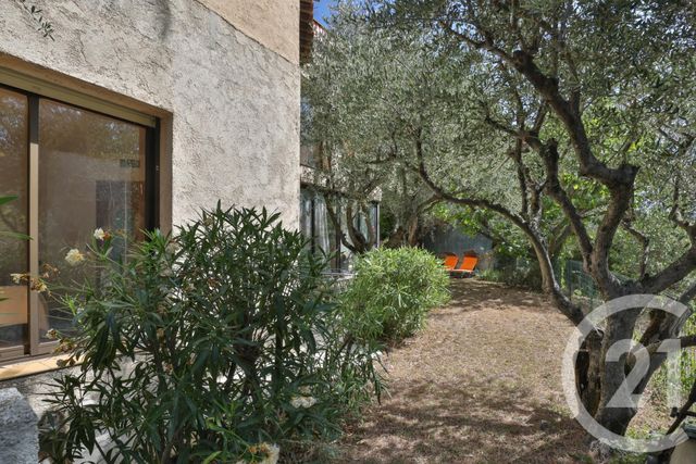 Maison à vendre - 7 pièces - 250 m2 - La Trinite - 06 - PROVENCE-ALPES-COTE-D-AZUR