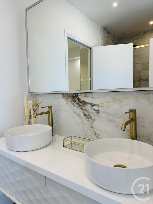 Appartement F3 à vendre - 3 pièces - 58,09 m2 - Nice - 06 - PROVENCE-ALPES-COTE-D-AZUR