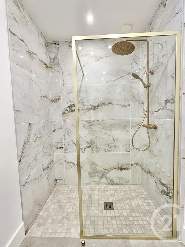 Appartement F3 à vendre - 3 pièces - 58,09 m2 - Nice - 06 - PROVENCE-ALPES-COTE-D-AZUR