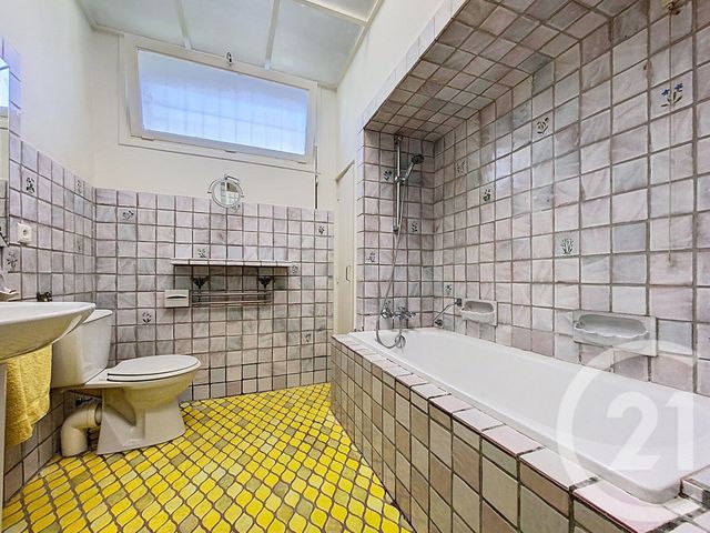 Maison à louer - 5 pièces - 243 m2 - Nice - 06 - PROVENCE-ALPES-COTE-D-AZUR