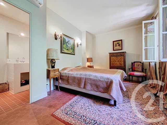 Maison à louer - 5 pièces - 243 m2 - Nice - 06 - PROVENCE-ALPES-COTE-D-AZUR