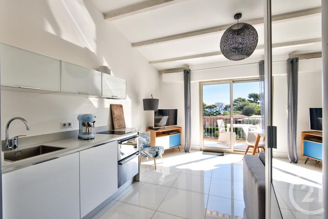 Appartement F2 à vendre - 2 pièces - 30,23 m2 - Nice - 06 - PROVENCE-ALPES-COTE-D-AZUR