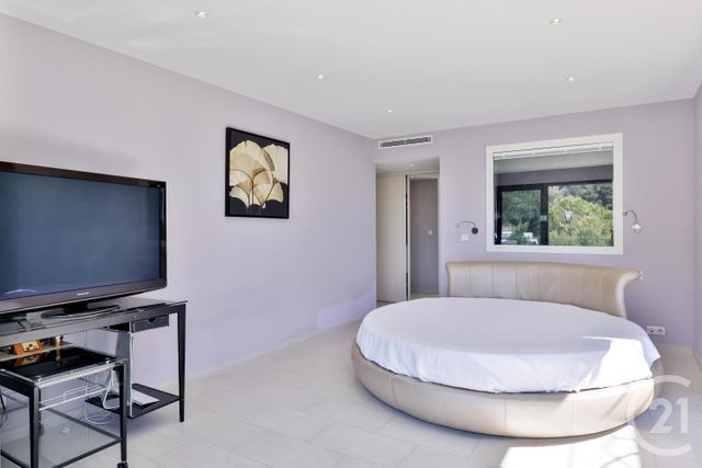 Maison à louer - 5 pièces - 215,69 m2 - Villefranche Sur Mer - 06 - PROVENCE-ALPES-COTE-D-AZUR