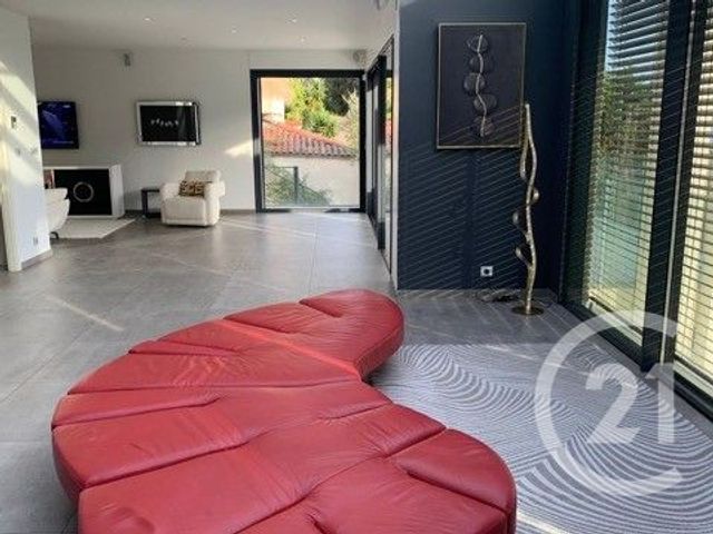 Maison à louer - 5 pièces - 215,69 m2 - Villefranche Sur Mer - 06 - PROVENCE-ALPES-COTE-D-AZUR