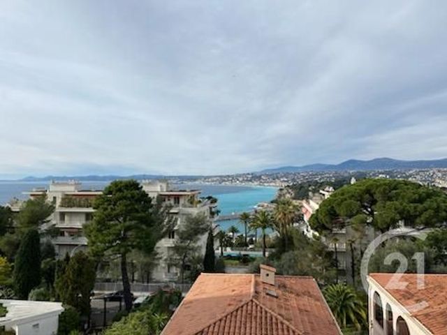 Appartement F4 à louer - 4 pièces - 112,70 m2 - Nice - 06 - PROVENCE-ALPES-COTE-D-AZUR