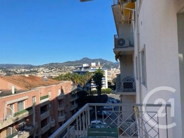 Appartement F4 à louer NICE