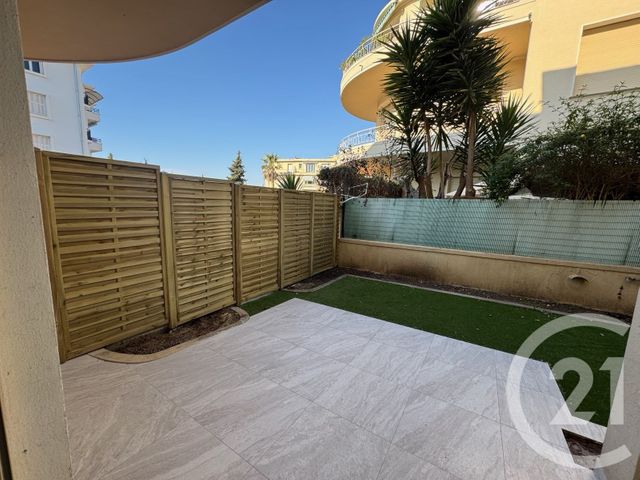 Appartement F2 à louer - 2 pièces - 47,84 m2 - Nice - 06 - PROVENCE-ALPES-COTE-D-AZUR