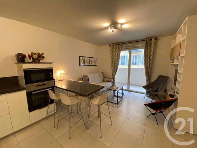 Appartement F2 à louer - 2 pièces - 42 m2 - Nice - 06 - PROVENCE-ALPES-COTE-D-AZUR