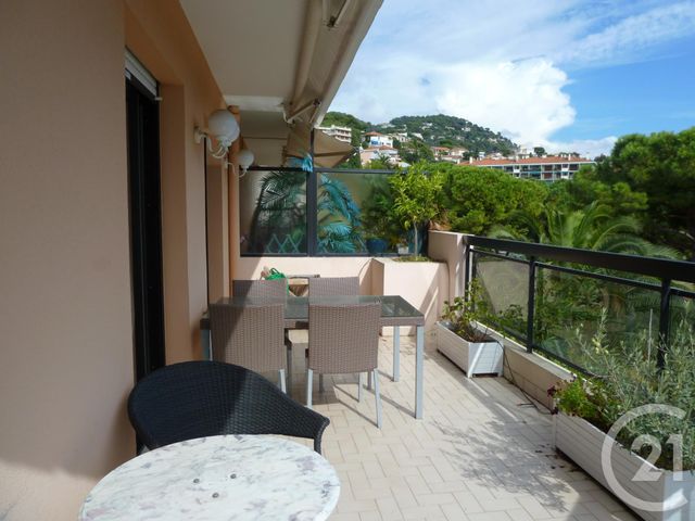 Appartement F3 à louer - 3 pièces - 82,47 m2 - Villefranche Sur Mer - 06 - PROVENCE-ALPES-COTE-D-AZUR