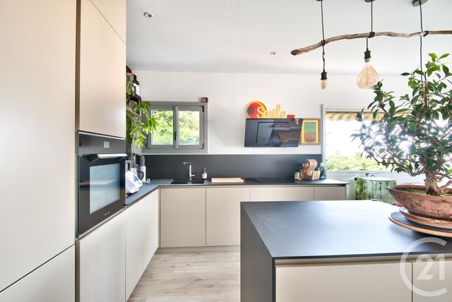 Appartement F3 à vendre - 3 pièces - 68,65 m2 - Nice - 06 - PROVENCE-ALPES-COTE-D-AZUR