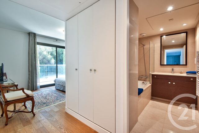 Appartement Remise à vendre - 3 pièces - 97,18 m2 - Nice - 06 - PROVENCE-ALPES-COTE-D-AZUR