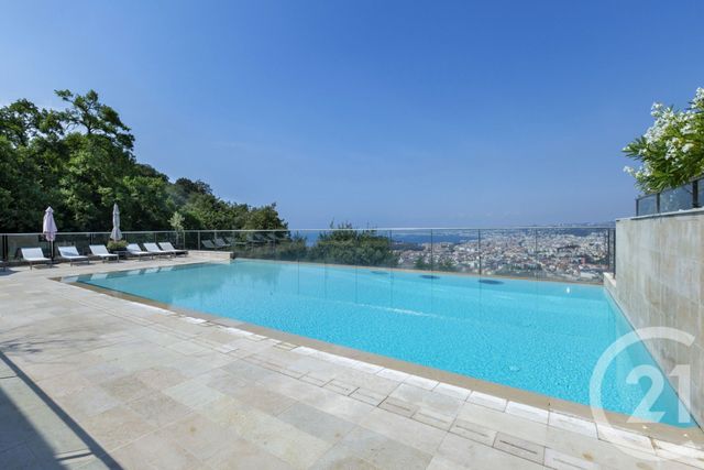 Appartement Remise à vendre - 3 pièces - 97,18 m2 - Nice - 06 - PROVENCE-ALPES-COTE-D-AZUR