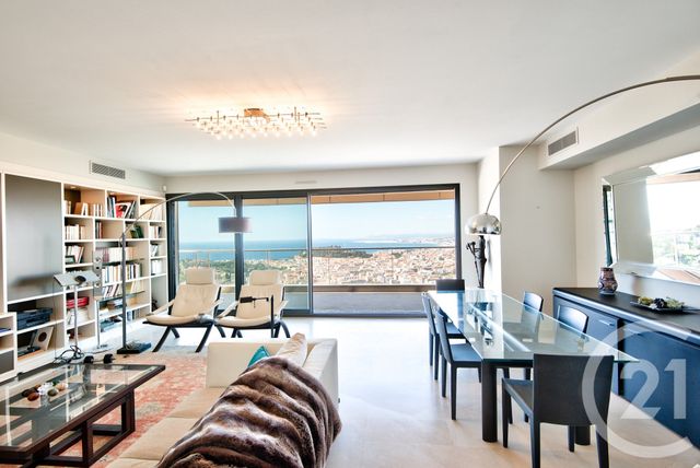 Appartement Remise à vendre - 3 pièces - 97,18 m2 - Nice - 06 - PROVENCE-ALPES-COTE-D-AZUR