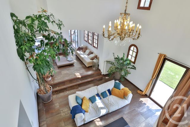 Maison à vendre - 8 pièces - 245,05 m2 - Colomars - 06 - PROVENCE-ALPES-COTE-D-AZUR