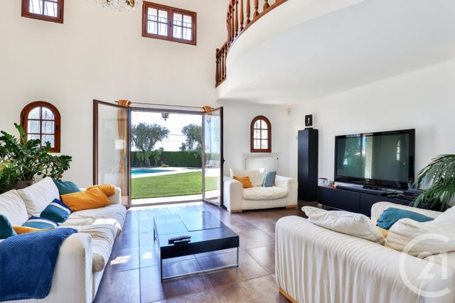 Maison à vendre - 8 pièces - 245,05 m2 - Colomars - 06 - PROVENCE-ALPES-COTE-D-AZUR