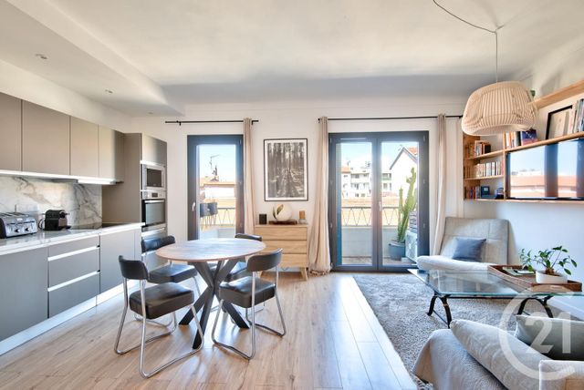 Appartement F2 à vendre - 2 pièces - 46,80 m2 - Nice - 06 - PROVENCE-ALPES-COTE-D-AZUR