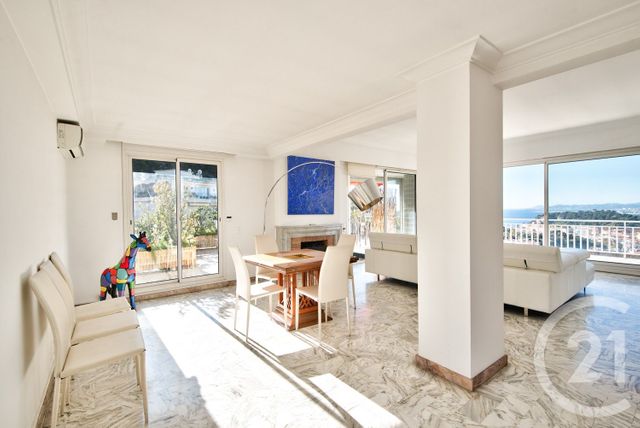 Appartement F7 et + à louer - 7 pièces - 221,98 m2 - Nice - 06 - PROVENCE-ALPES-COTE-D-AZUR