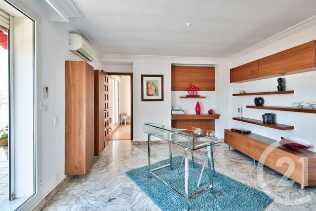 Appartement F7 et + à louer - 7 pièces - 221,98 m2 - Nice - 06 - PROVENCE-ALPES-COTE-D-AZUR