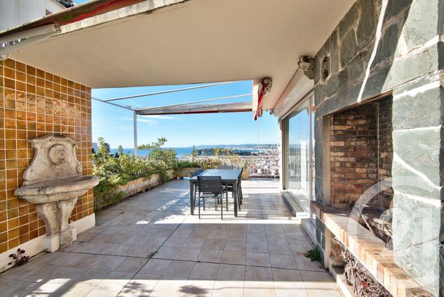 Appartement F7 et + à louer - 7 pièces - 221,98 m2 - Nice - 06 - PROVENCE-ALPES-COTE-D-AZUR