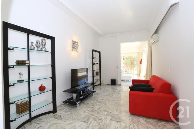 Appartement F7 et + à louer - 7 pièces - 221,98 m2 - Nice - 06 - PROVENCE-ALPES-COTE-D-AZUR