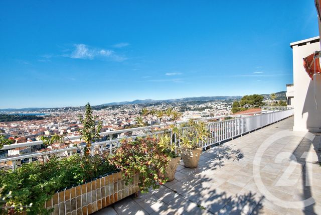 Appartement F7 et + à louer - 7 pièces - 221,98 m2 - Nice - 06 - PROVENCE-ALPES-COTE-D-AZUR