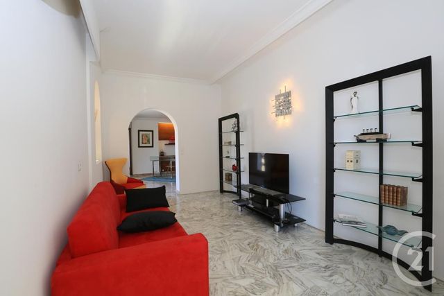 Appartement F7 et + à louer - 7 pièces - 221,98 m2 - Nice - 06 - PROVENCE-ALPES-COTE-D-AZUR