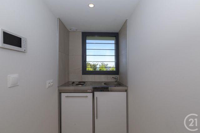 Maison à louer - 4 pièces - 113 m2 - Nice - 06 - PROVENCE-ALPES-COTE-D-AZUR