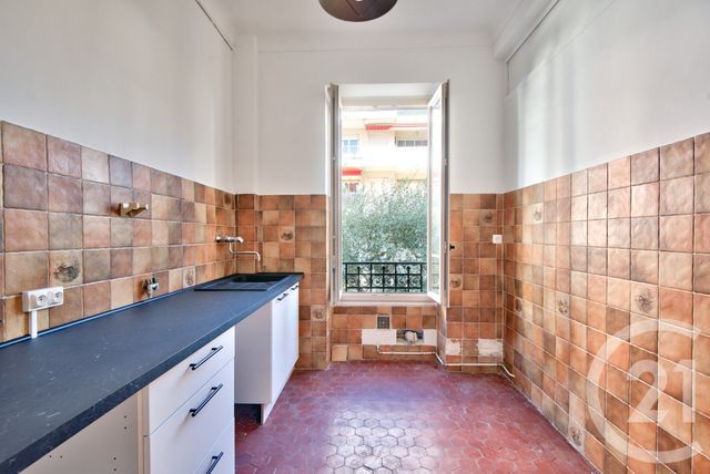 Appartement F2 à vendre - 2 pièces - 55,80 m2 - Nice - 06 - PROVENCE-ALPES-COTE-D-AZUR