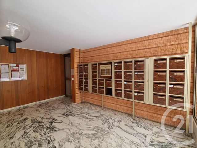Afficher la photo en grand Appartement F2 à louer - 2 pièces - 42 m2 - Nice - 06 - PROVENCE-ALPES-COTE-D-AZUR