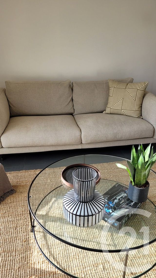 Afficher la photo en grand Appartement F2 à louer - 2 pièces - 42 m2 - Nice - 06 - PROVENCE-ALPES-COTE-D-AZUR