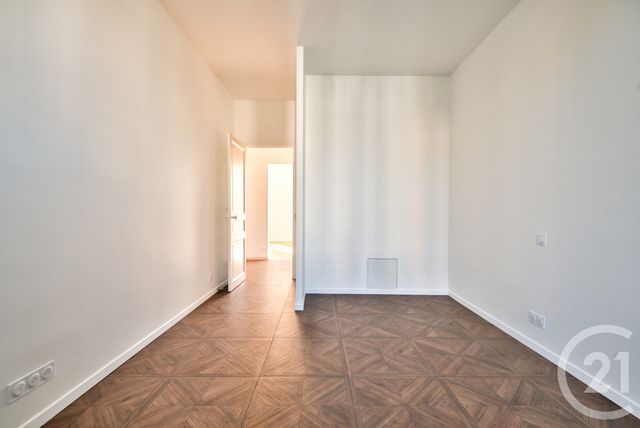 Afficher la photo en grand Appartement F4 à louer - 4 pièces - 89,06 m2 - Nice - 06 - PROVENCE-ALPES-COTE-D-AZUR