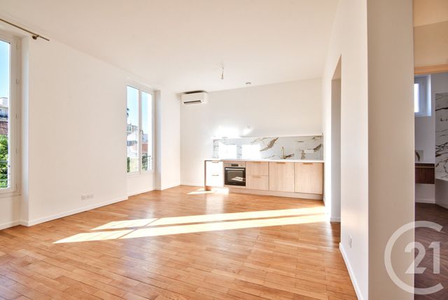 Afficher la photo en grand Appartement F4 à louer - 4 pièces - 89,06 m2 - Nice - 06 - PROVENCE-ALPES-COTE-D-AZUR