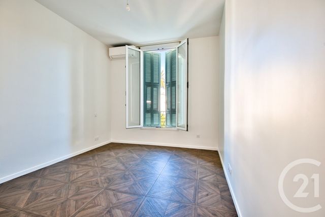 Afficher la photo en grand Appartement F4 à louer - 4 pièces - 89,06 m2 - Nice - 06 - PROVENCE-ALPES-COTE-D-AZUR