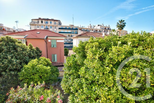 Afficher la photo en grand Appartement F4 à louer - 4 pièces - 89,06 m2 - Nice - 06 - PROVENCE-ALPES-COTE-D-AZUR